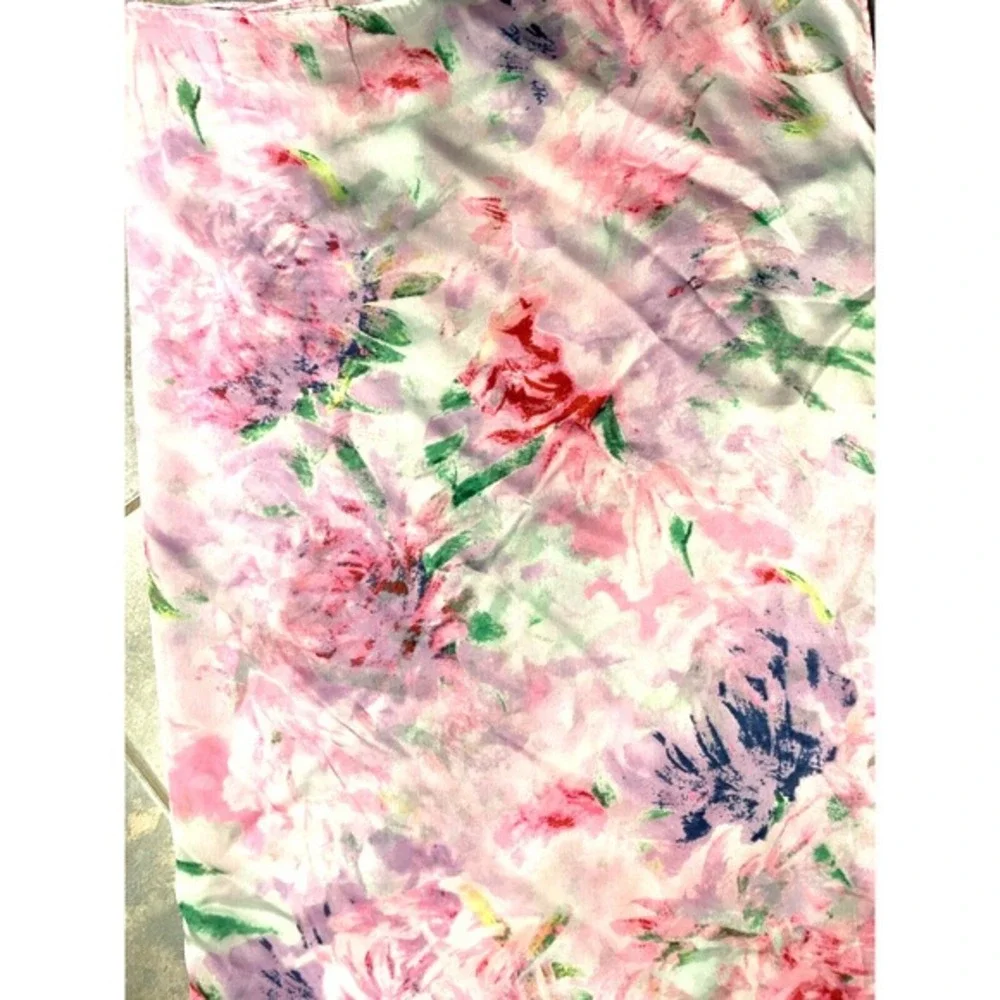 Jessica Simpson 34X70 Scarf Wrap Multi purpose‎ Floral Pastels loral